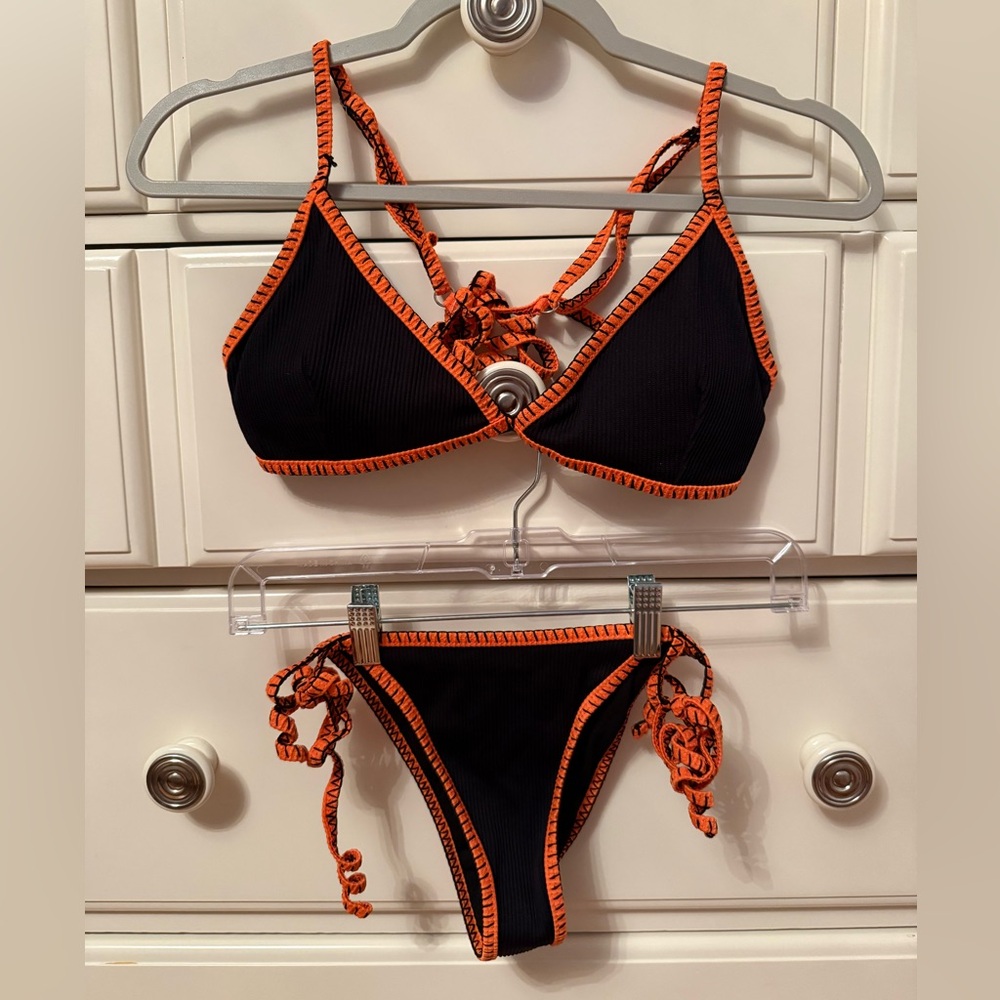 Triangle Bikini Set - Picture 2 of 4